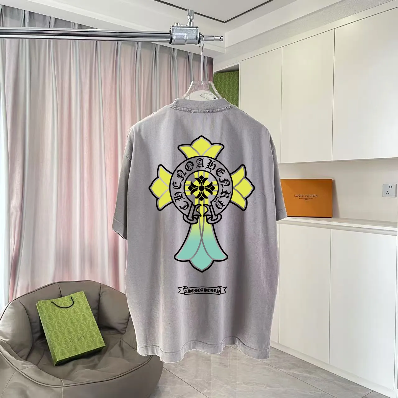 🅿️200 ch Crocodile* 2025 spring and summer new style, washed, worn, Sanskrit cross print, short-sleeved T-shirt, customized fabric 320g, same style for men and women, size: S M L XL XXL five codes, color: black gray